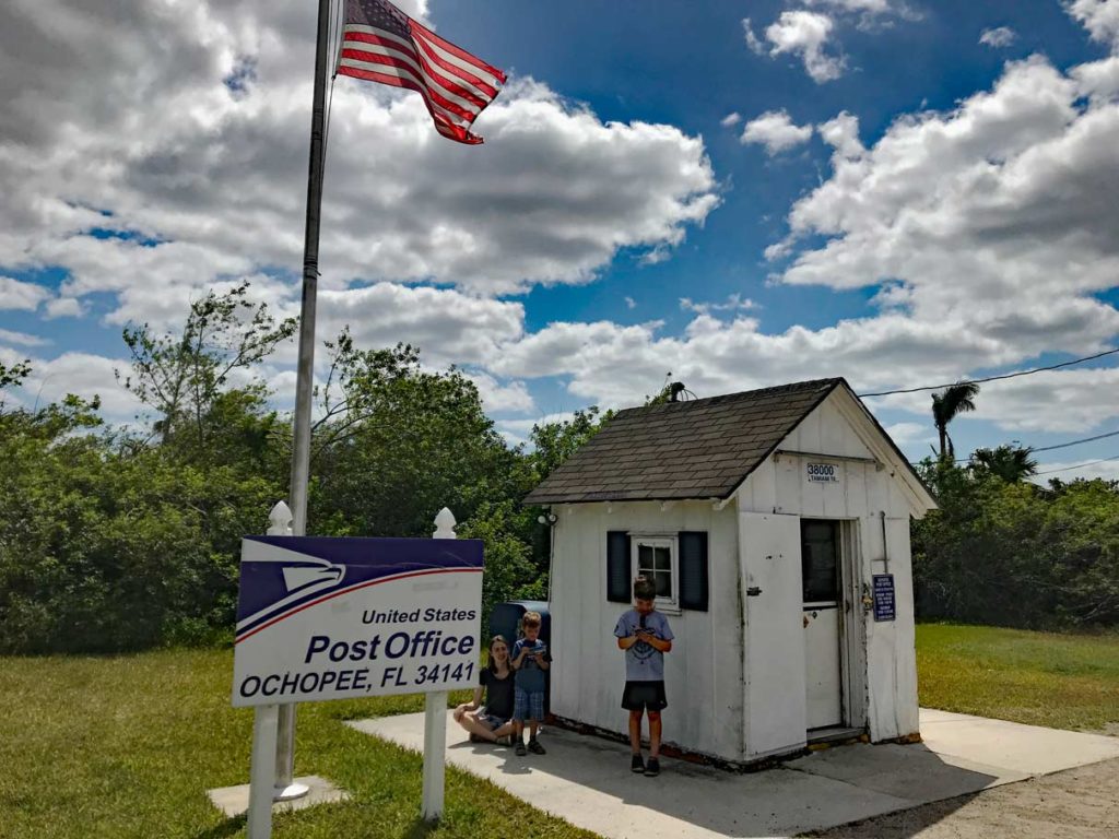 Ochopee-Post-Office-Everglades-Florida-kleinstes-postamt