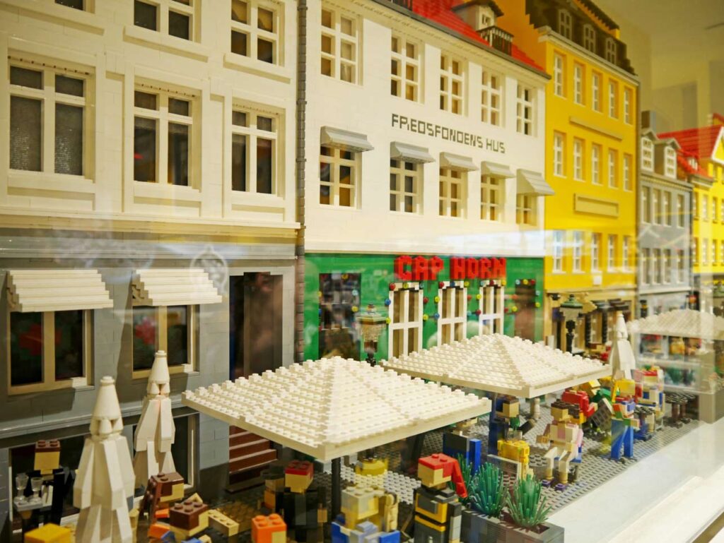 nyhavn-lego-store-kopenhagen-mit-kindern-stroget-einkaufsstrasse
