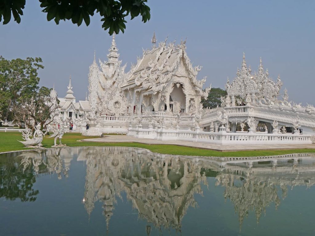 weißer-tempel-chiang-rai-ausflug-ab-chiang-mai-mit-kindern