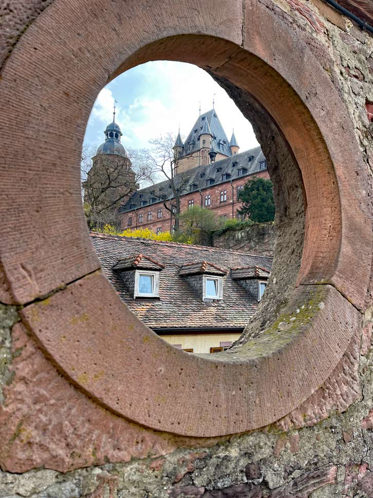 sehenswuerdigkeiten in aschaffenburg schloss johannisburg